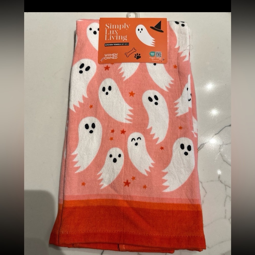 Ghost Kitchen Towels